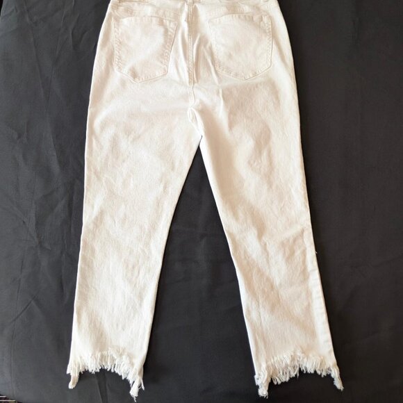 JOHN MARK FRAYED HEM; RAW EDGE; Sz. 12; White denim; Pre-owned great condition - Picture 3 of 10